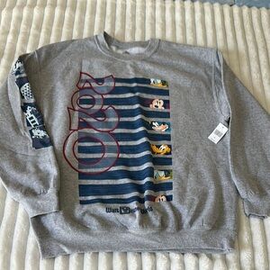Walt Disney World Gray Crewneck NWT